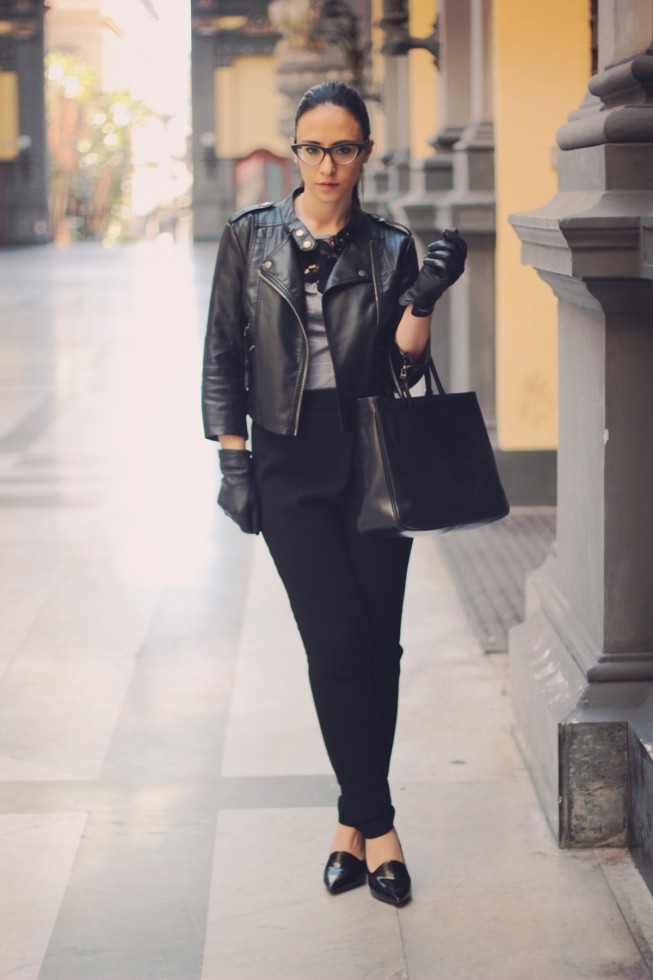 business-woman-outfit-black